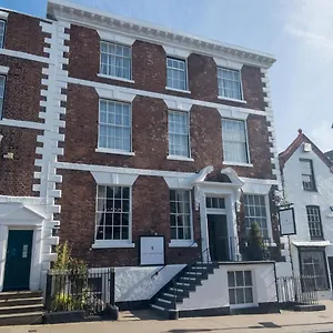 https://bridge-street-townhouse.hotelsin-chester.com